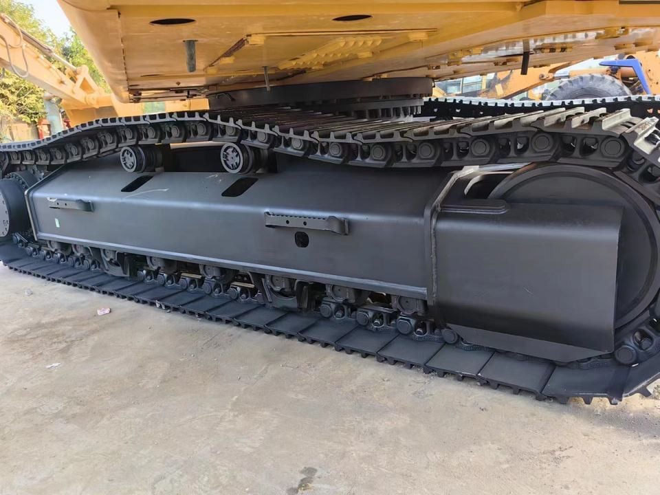 Caterpillar 320D2 Crawler Excavator