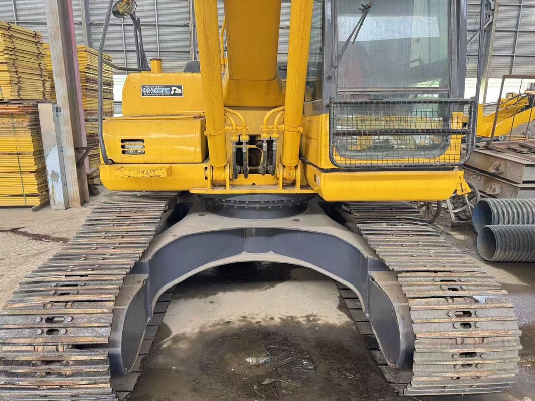 2018 Komatsu PC200-8 Crawler Excavator