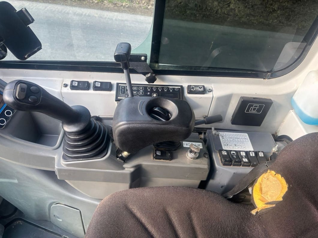 2019 Takeuchi TB225 Mini Excavator