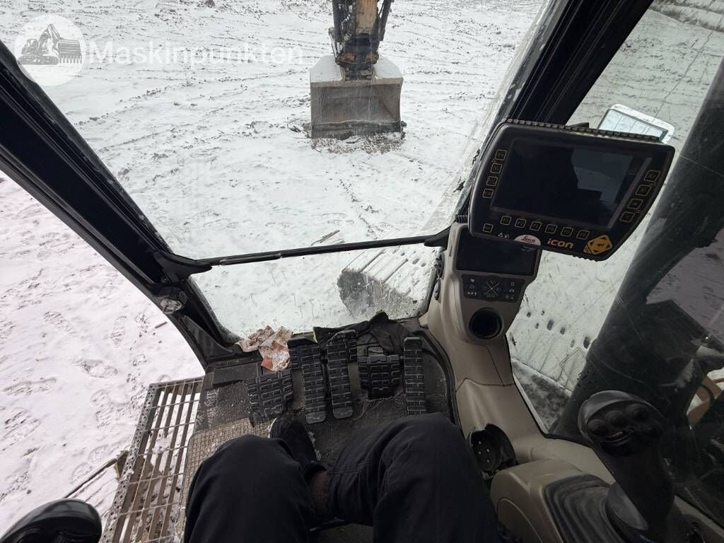 2014 CASE CX210C Crawler Excavator