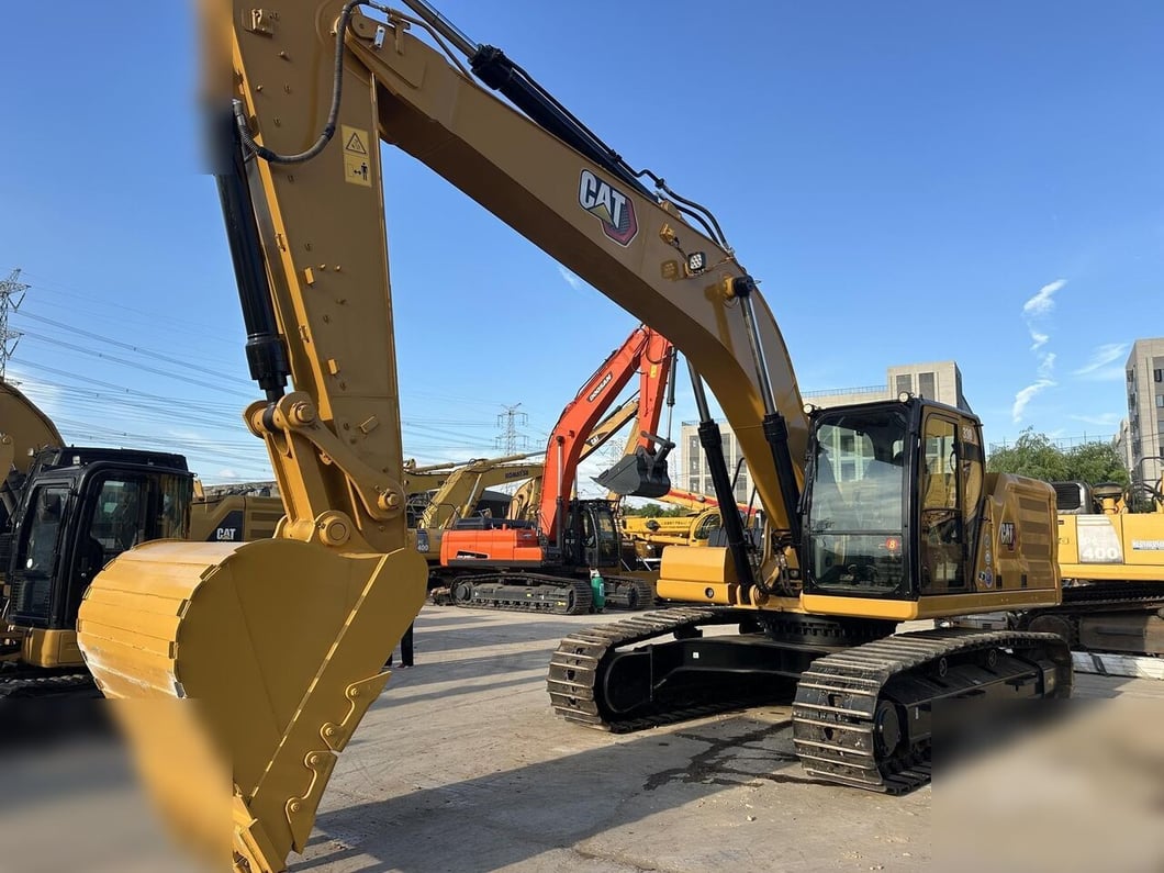 2024 Caterpillar 330 Crawler Excavator