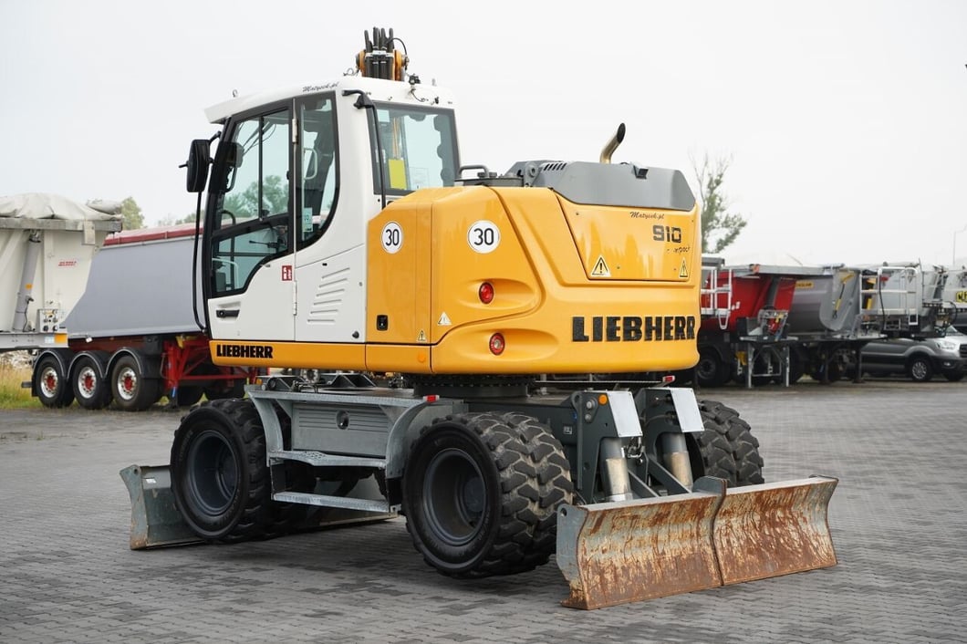 2020 Liebherr 910 COMPACT LITRONIC Wheel Excavator