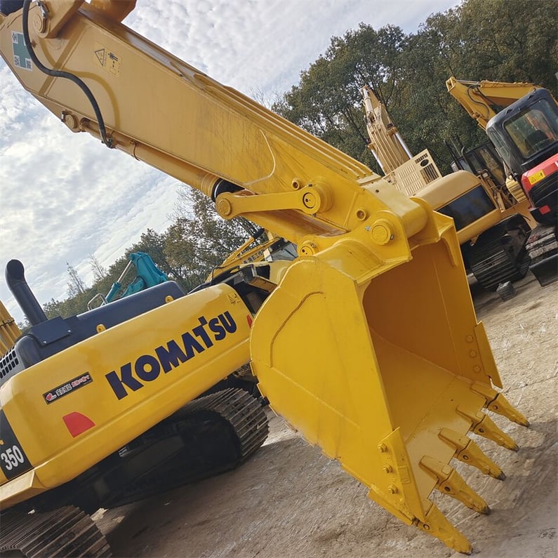 2022 Komatsu PC350-7 Crawler Excavator