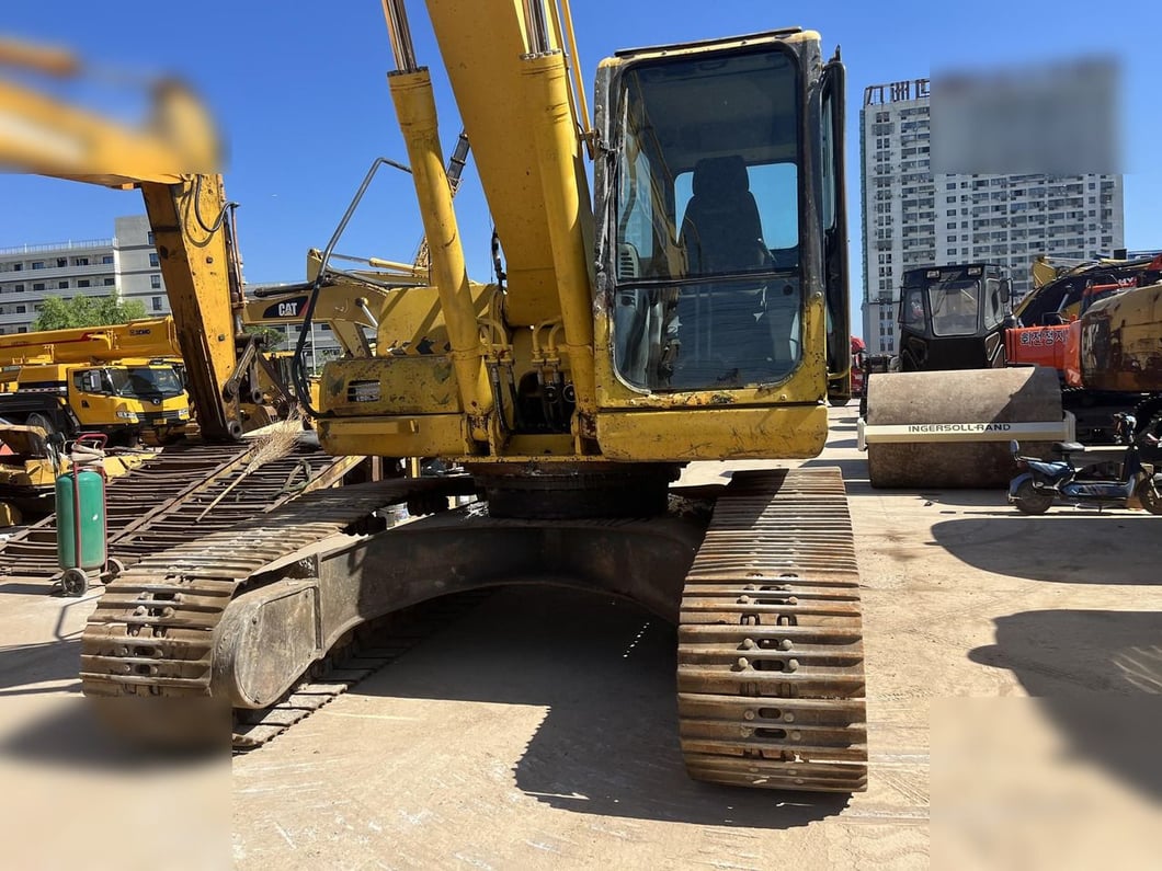 2018 Komatsu PC220-7 Crawler Excavator