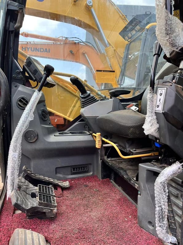 2023 Caterpillar 307.5 Mini Excavator