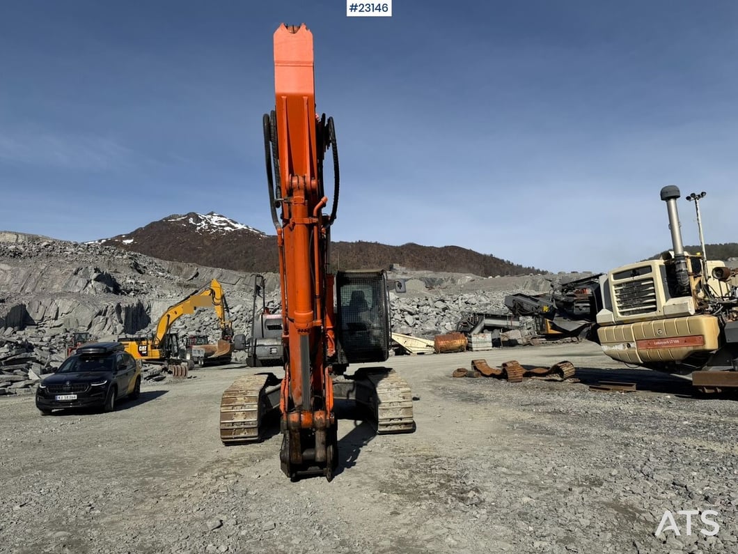 2013 Hitachi ZX290LC-5B