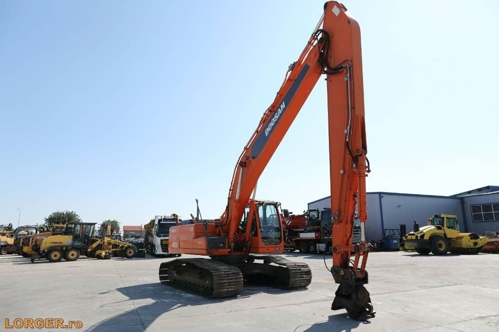 2010 Doosan DX300 Crawler Excavator