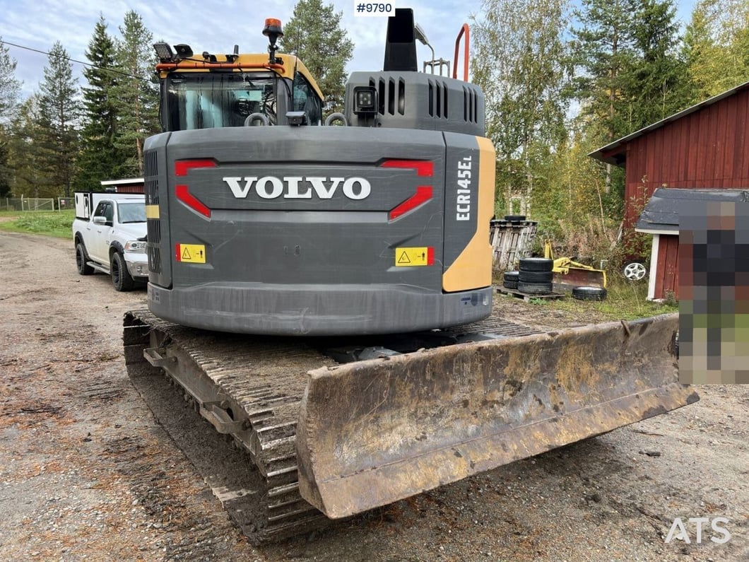2017 Volvo ECR145EL Crawler Excavator