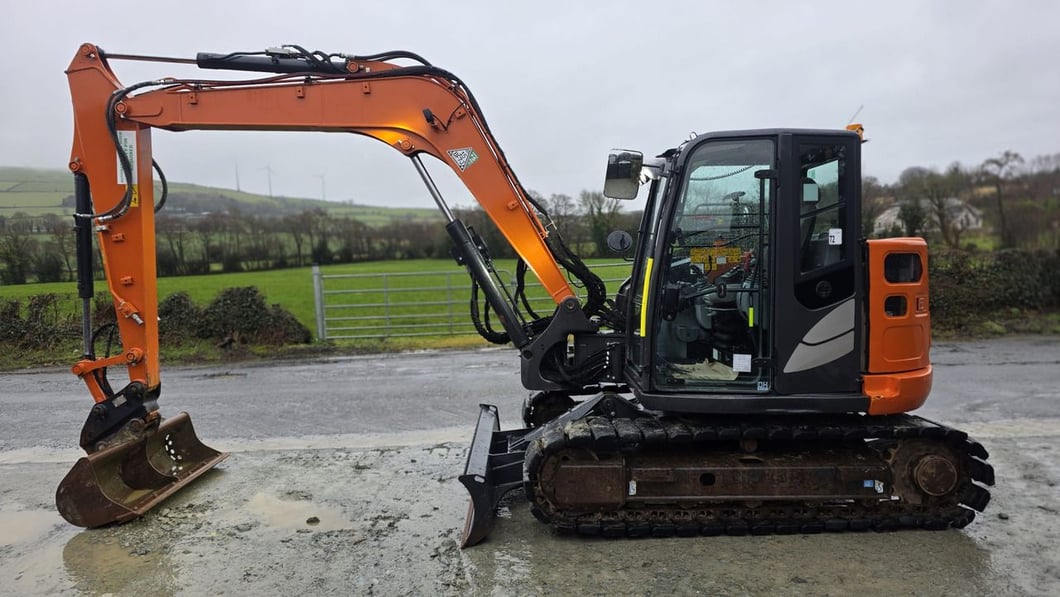 2022 Hitachi ZX85USB-6 Mini Excavator