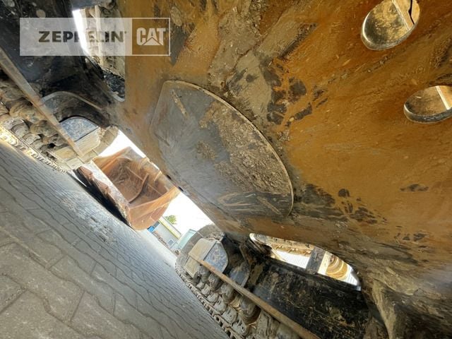 2019 Caterpillar 352F Crawler Excavator