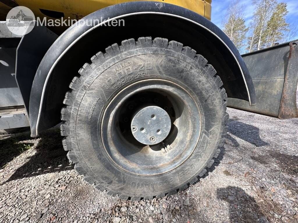 2007 Komatsu PW140-7 Wheel Excavator