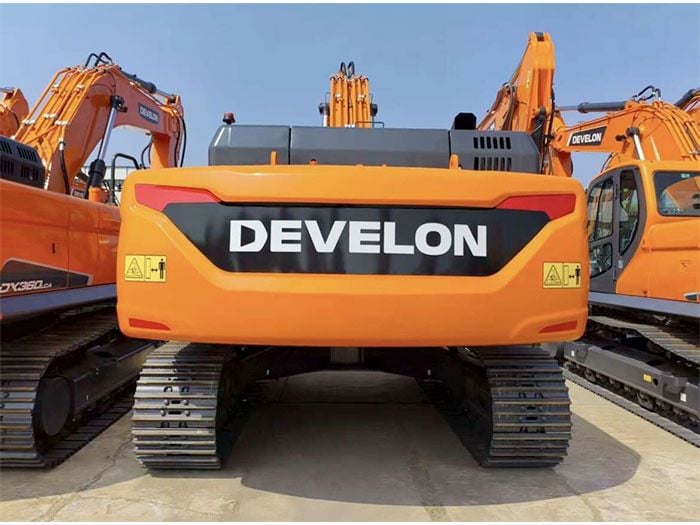 Develon DX360LCA-7B Crawler Excavator