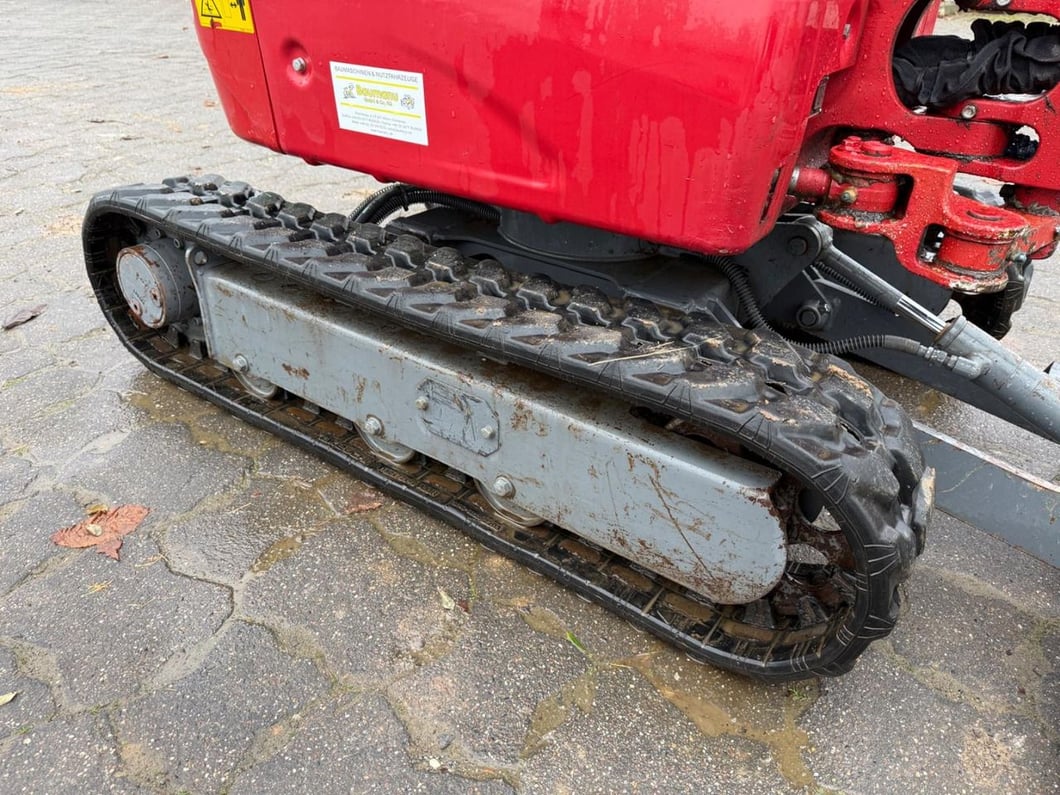 2022 Takeuchi TB210R Mini Excavator