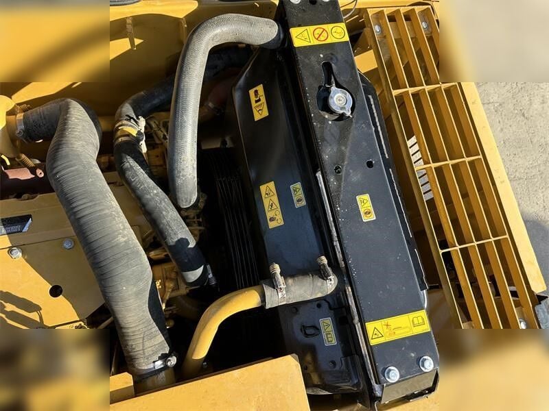 2022 Caterpillar 320D Crawler Excavator