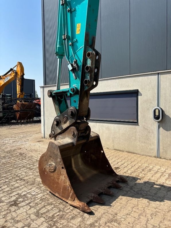 2014 Kobelco SK210LC-9 Crawler Excavator