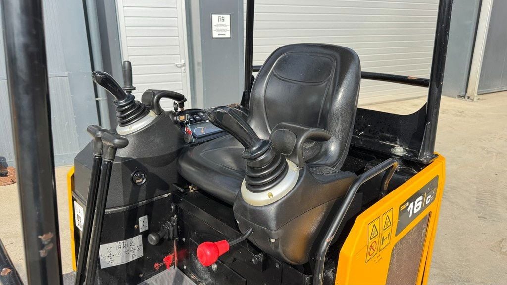 2022 JCB 16C-1 Mini Excavator