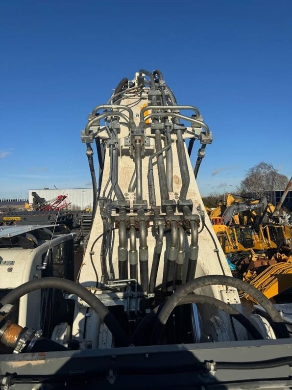 2019 Liebherr R 9150 B Crawler Excavator