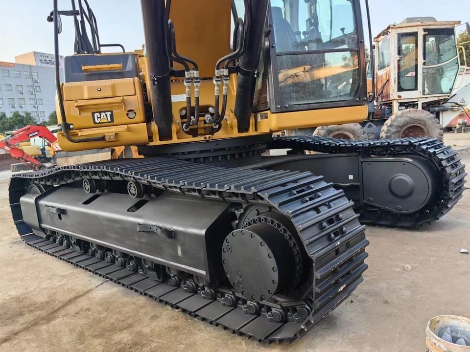 Caterpillar 320D2 Crawler Excavator