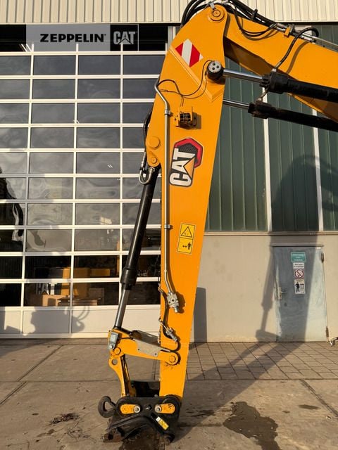 2020 Caterpillar MH3022-06C Material Handler