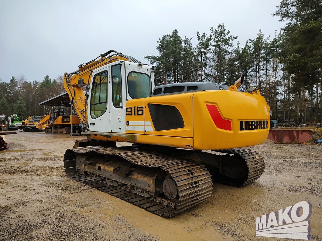 2011 Liebherr R916 LC Crawler Excavator
