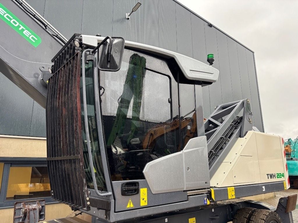 2021 Terex MHL331F Material Handler