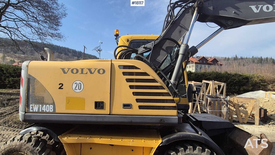 2005 Volvo EW140B Wheel Excavator
