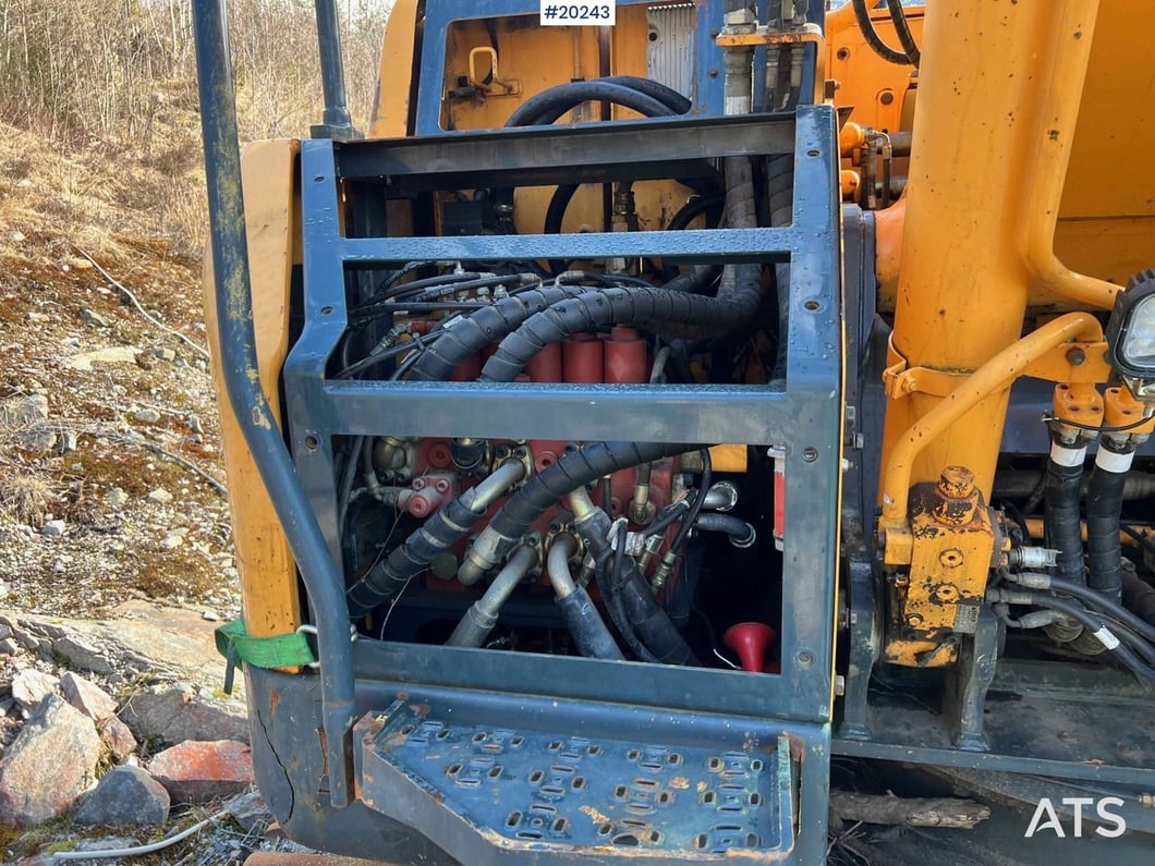 2012 Hyundai R235LCR-9