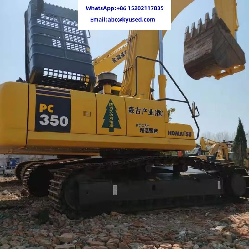 2022 Komatsu PC200 Crawler Excavator