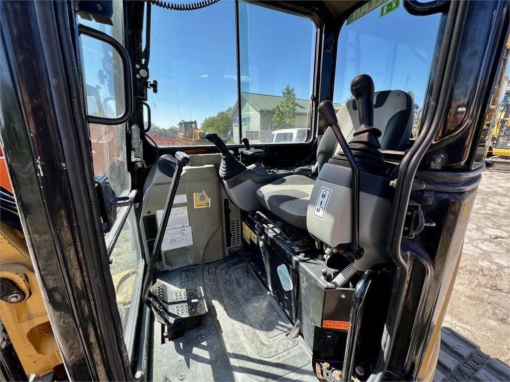 2007 Caterpillar 304CCR Mini Excavator