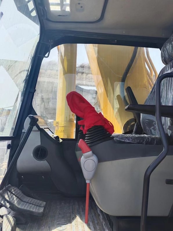 2019 Komatsu PC450-8 Crawler Excavator