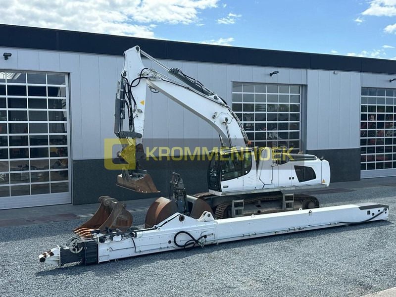 2018 Liebherr R946LC