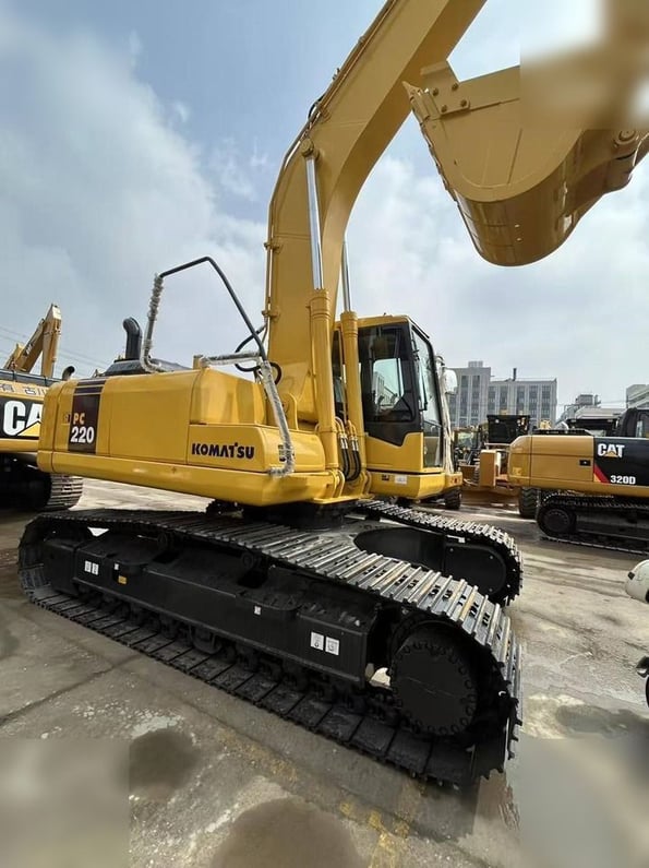 2024 Komatsu PC220-7 Crawler Excavator