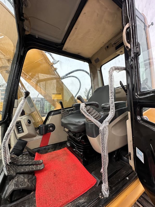 2024 Caterpillar 320CL Crawler Excavator
