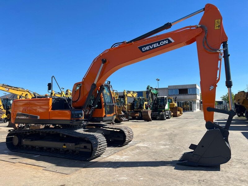 2026 Develon DX220 LCA Crawler Excavator