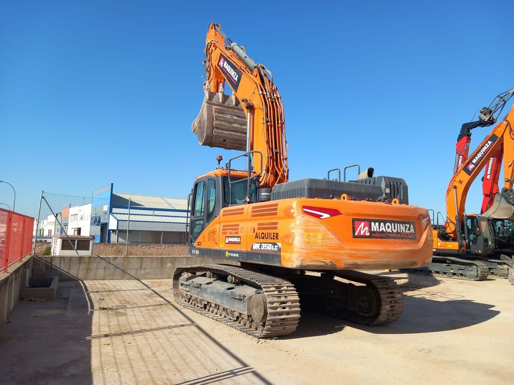 2021 Doosan DX350LC-7 Crawler Excavator