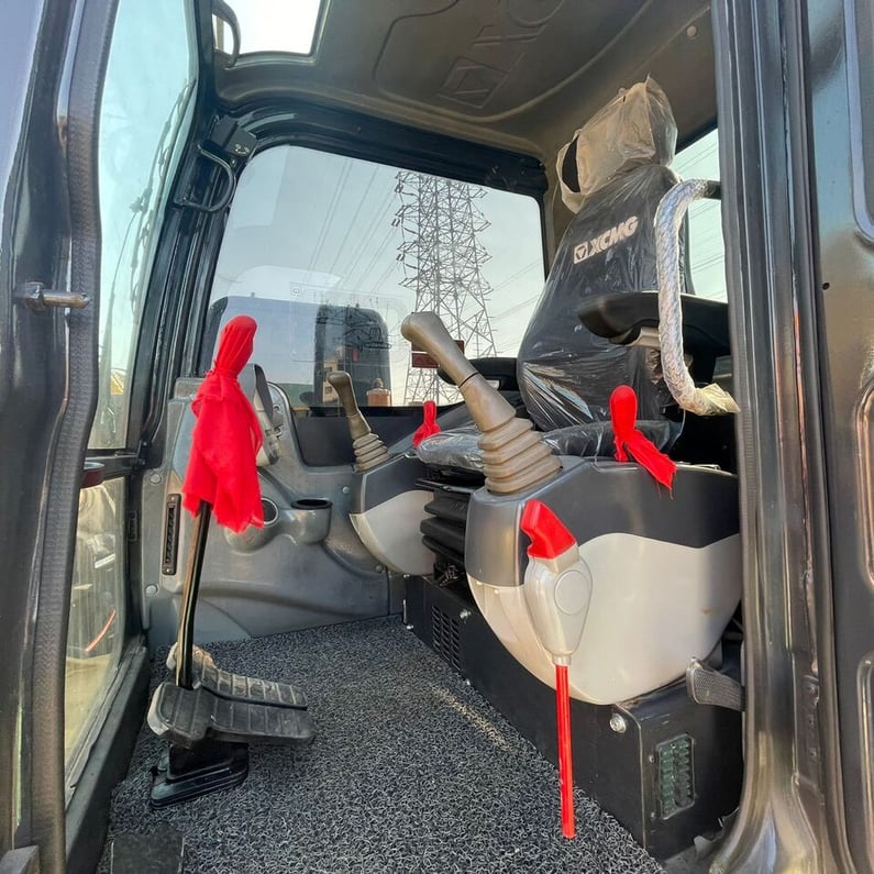 2024 XCMG XE60DA Mini Excavator