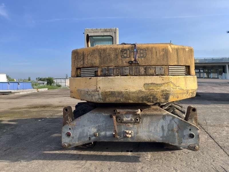 2000 Liebherr A316 Wheel Excavator