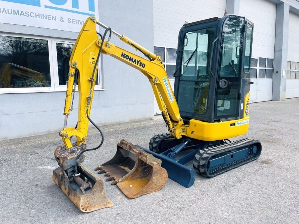 2014 Komatsu PC16R-3HS Mini Excavator