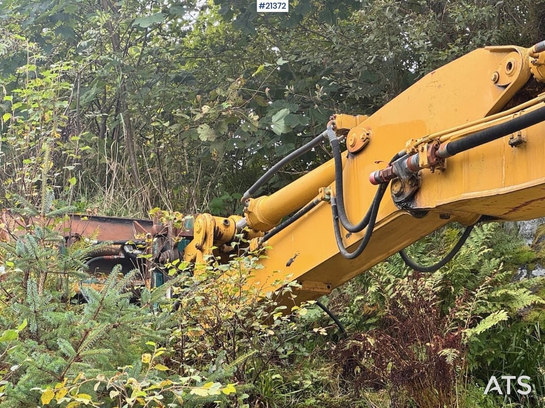 1994 Caterpillar 212B Wheel Excavator