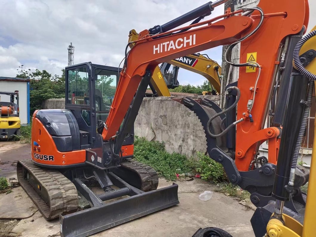 2022 Hitachi ZX55USR-5A Mini Excavator