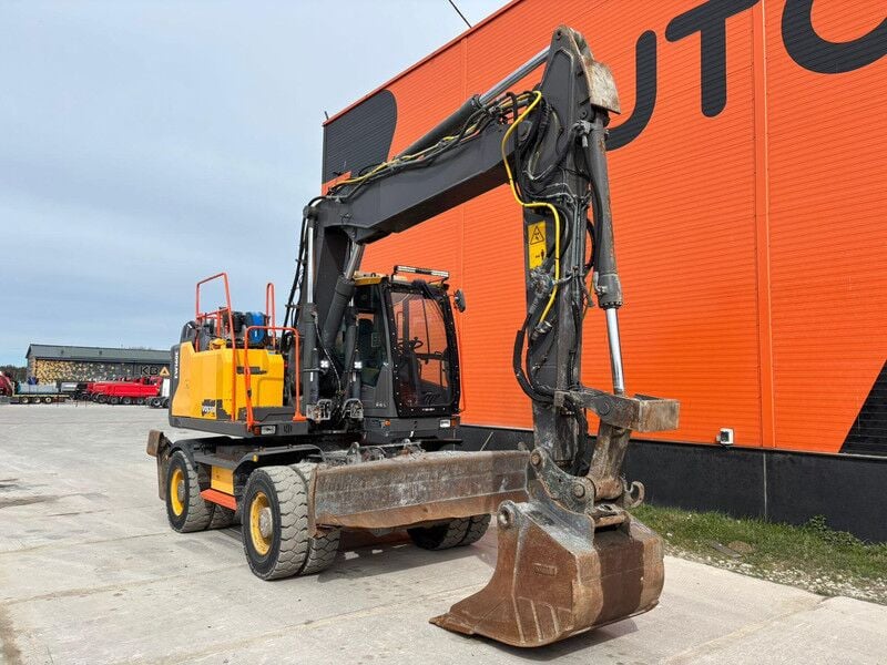 2017 Volvo EW160E Wheel Excavator
