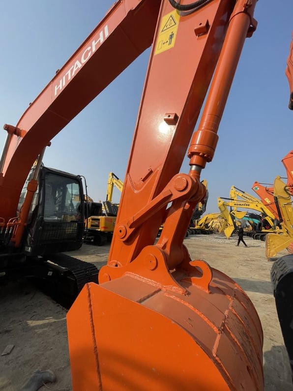 2023 Hitachi ZX130 Crawler Excavator