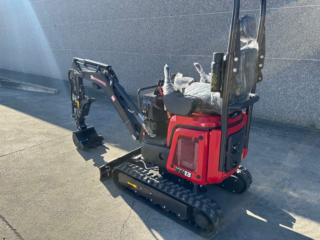 2026 Rhinoceros XN13 Mini Excavator