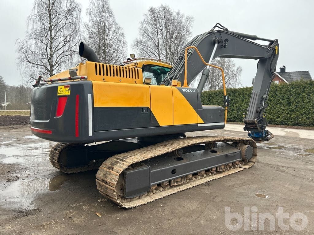 2011 Volvo EC250DL Crawler Excavator