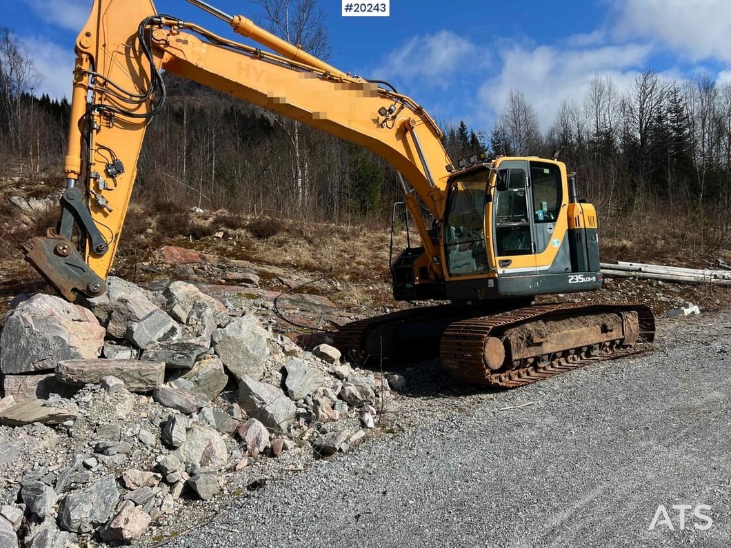 2012 Hyundai R235LCR-9