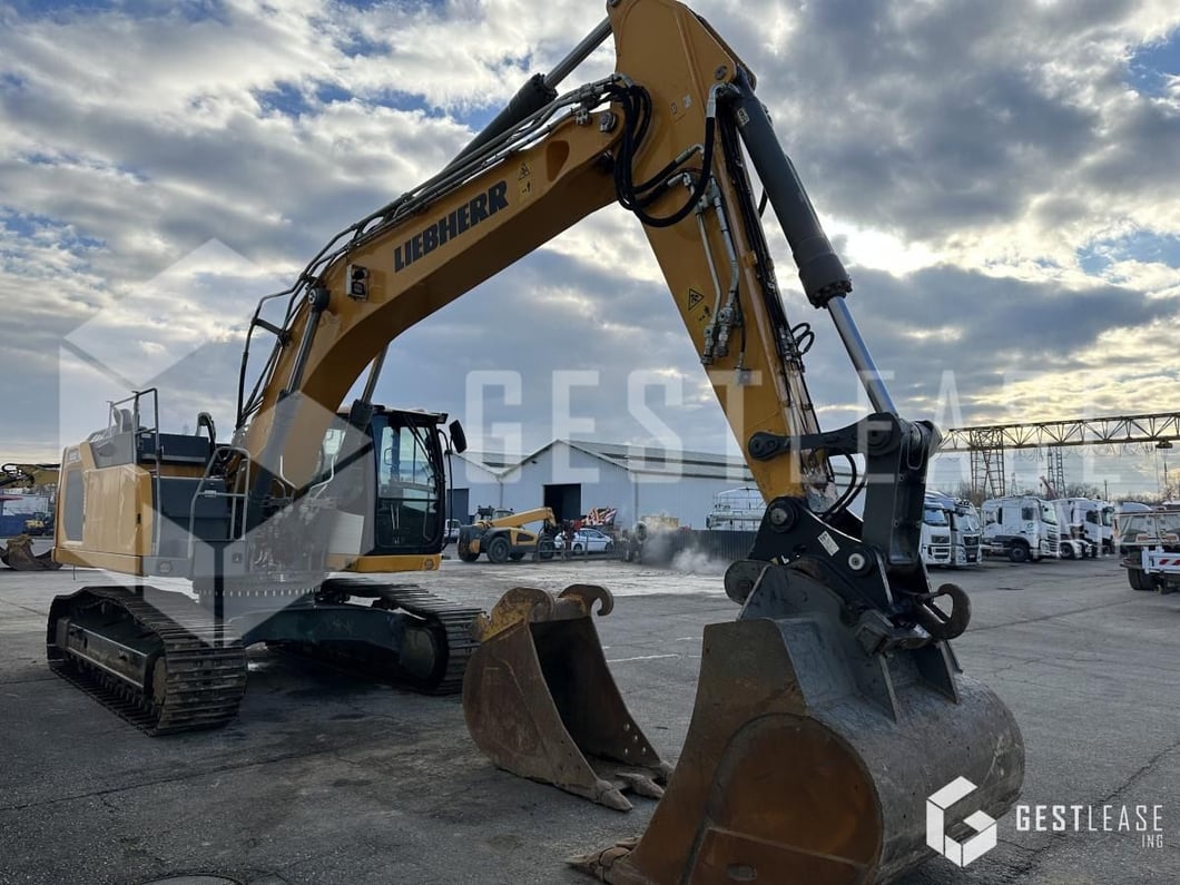 2020 Liebherr R930 LC G8 Crawler Excavator