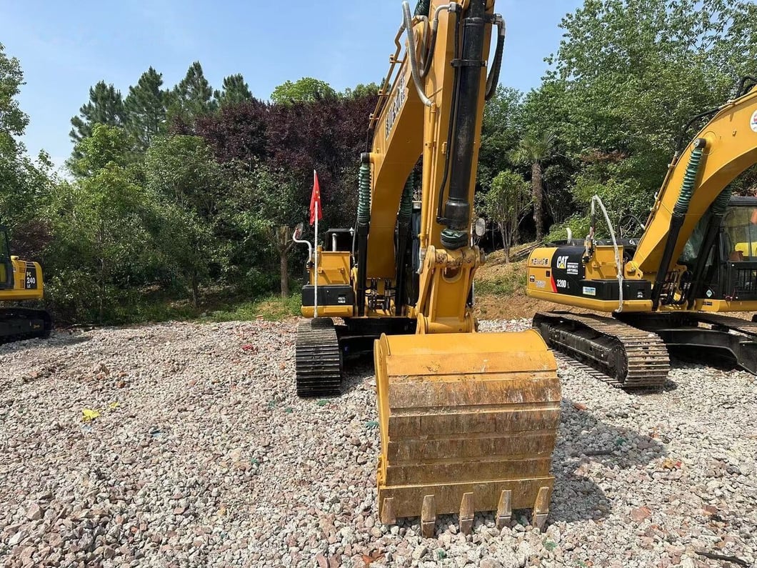 2022 Caterpillar 320D Crawler Excavator