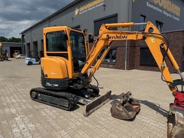 2018 Hyundai R25Z-9 Mini Excavator