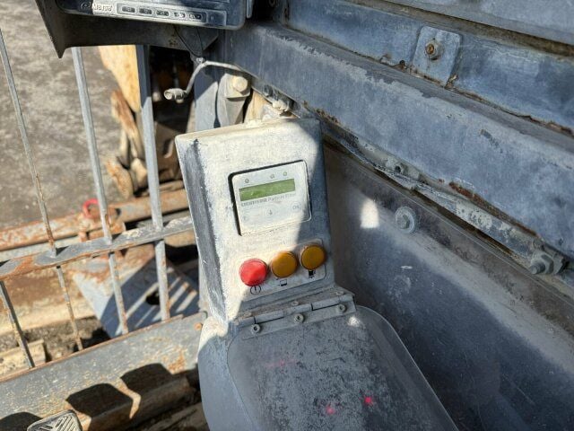 2013 Liebherr R944C T Crawler Excavator