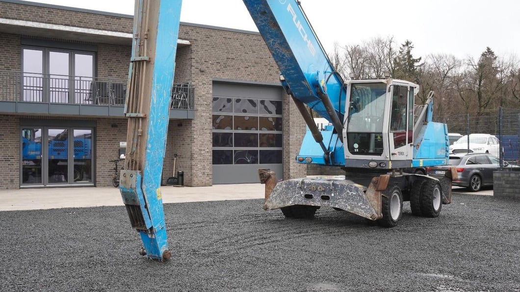 2017 Fuchs MHL340 Wheel Excavator